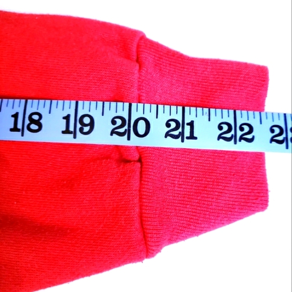 Red Vintage Christmas Sweatshirt Santa Ho Ho Ho Ulgy Xmas Sweater - Picture 2 of 11